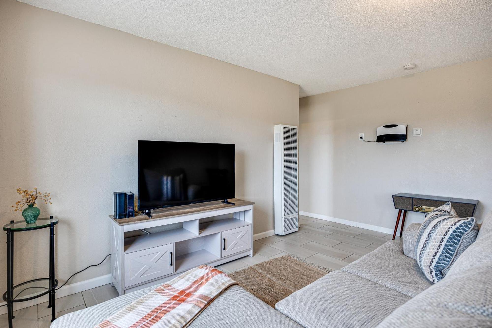 Convenient Joshua Tree Apartment - Walk To Town! Exterior foto
