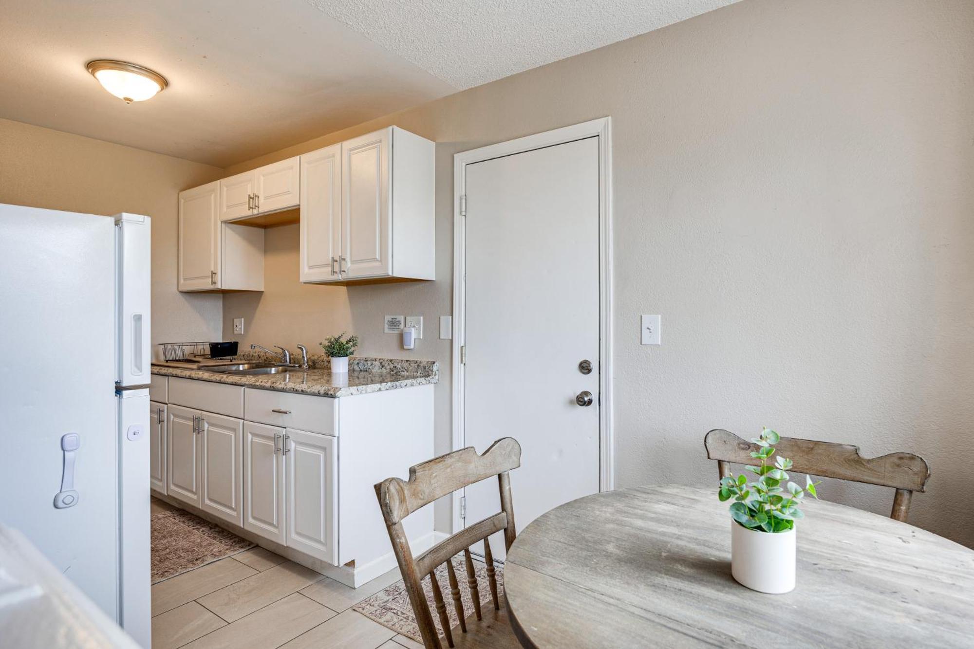 Convenient Joshua Tree Apartment - Walk To Town! Exterior foto
